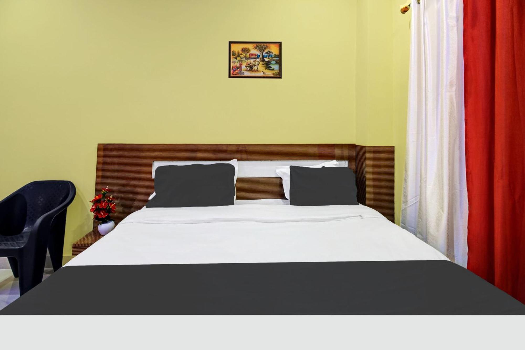 Super Hotel O Sai D-Lux Guwahati Bagian luar foto