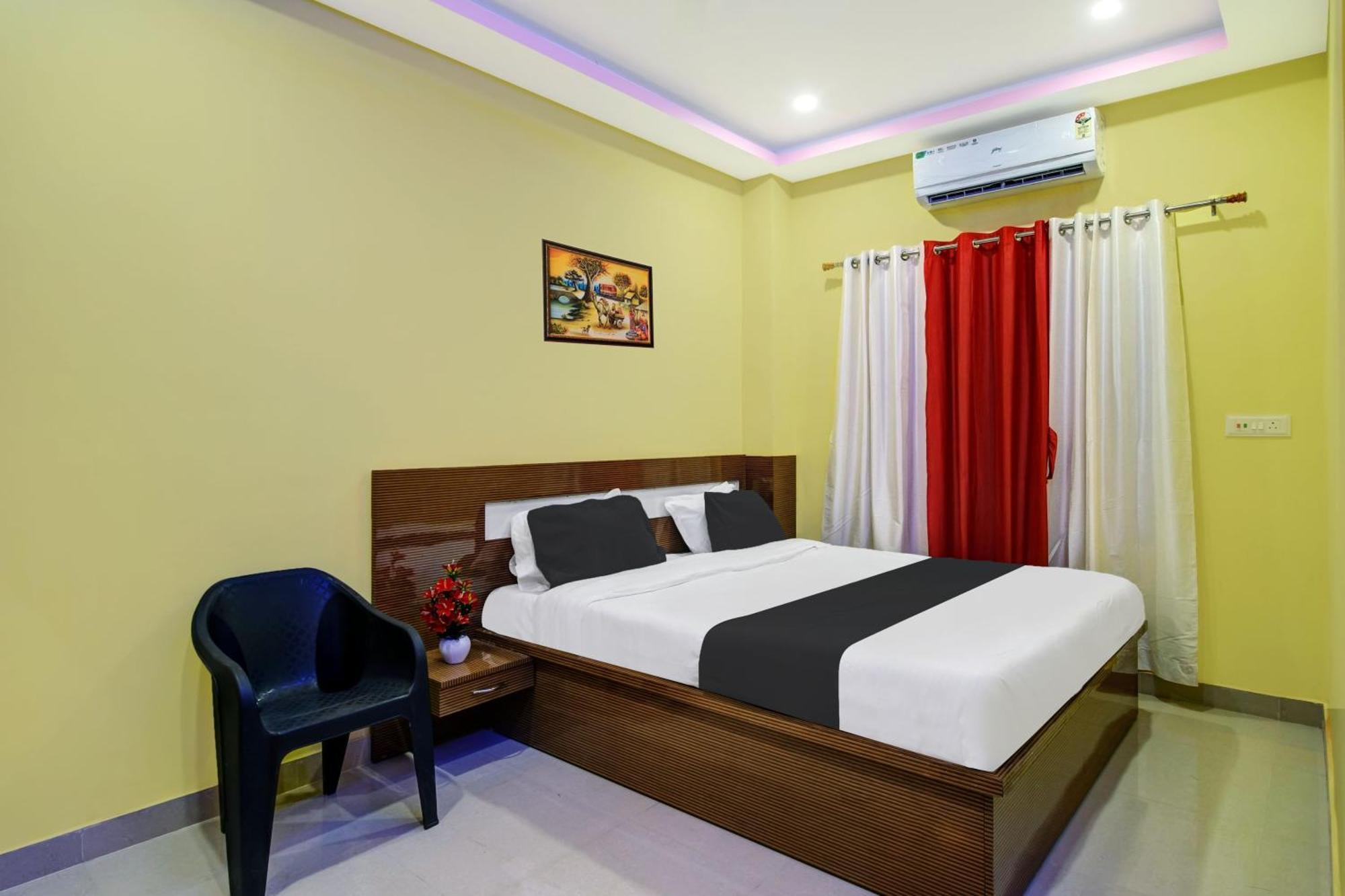 Super Hotel O Sai D-Lux Guwahati Bagian luar foto